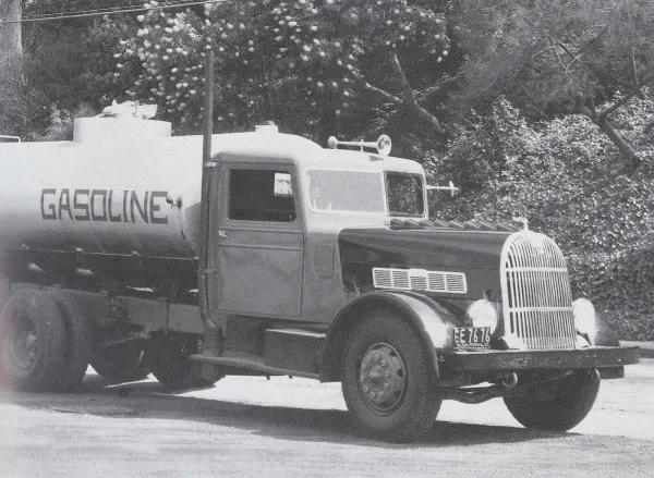1938 Fageol Truck