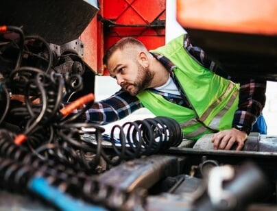 Pre-Trip and Post-Trip Inspection Checklist for Truck Drivers