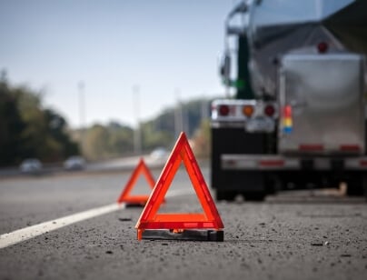 10 Must-Have Items for Your Truck Emergency Kit
