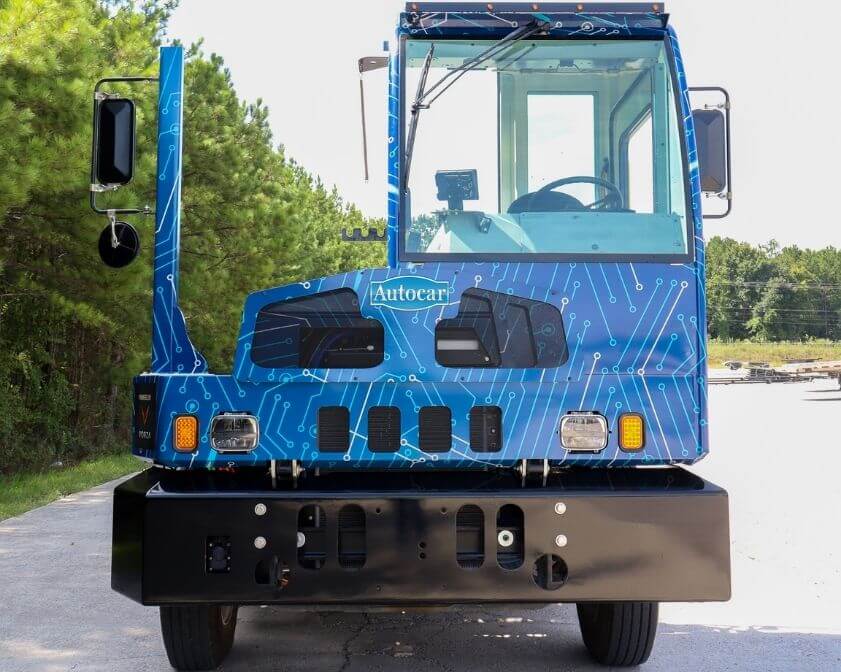 Close up of front of Autocar E-ACTT